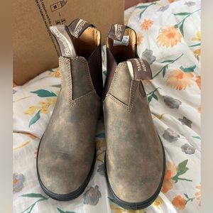 Blundstone Rustic Brown Chelsea Boots